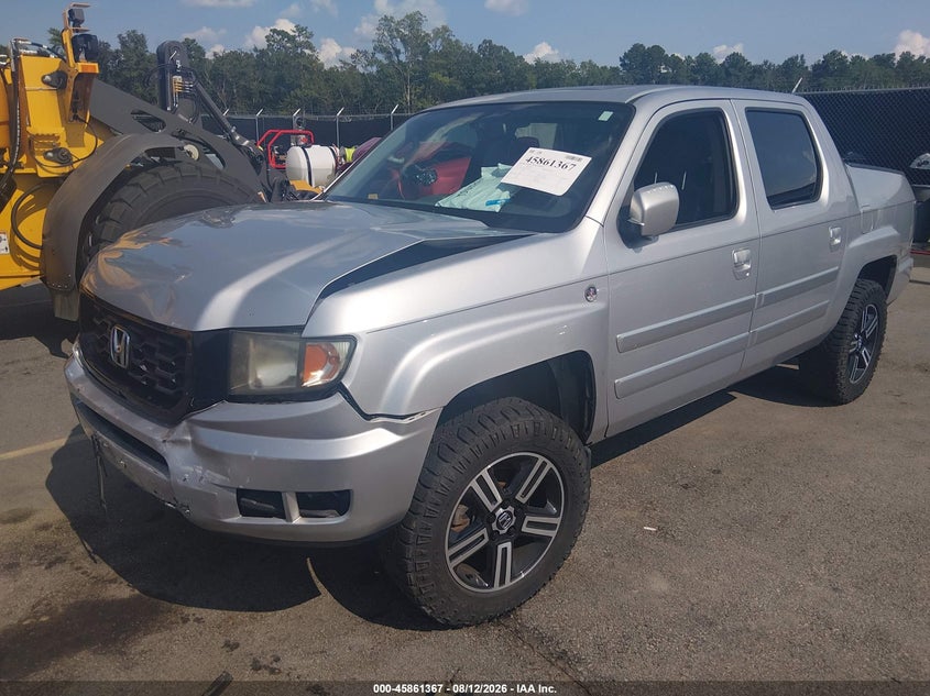 2014 HONDA RIDGELINE auction photo 2