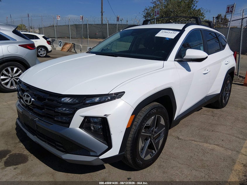 2026 Hyundai Tucson, Right Side, IAAI, VIN 5NMJB3DEXTH635186 — photo 2
