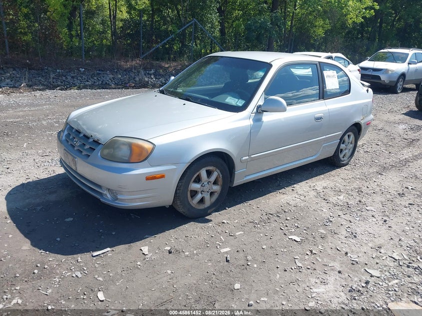 2005 Hyundai Accent, Normal Wear & Tear, IAAI, VIN KMHCG35C85U340103 — photo 2