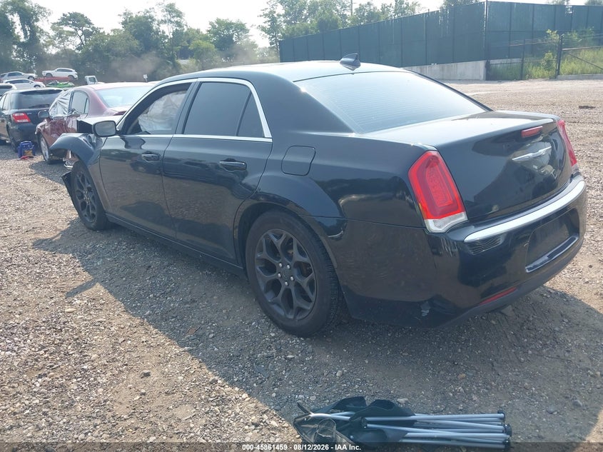 2017 CHRYSLER 300 auction photo 3
