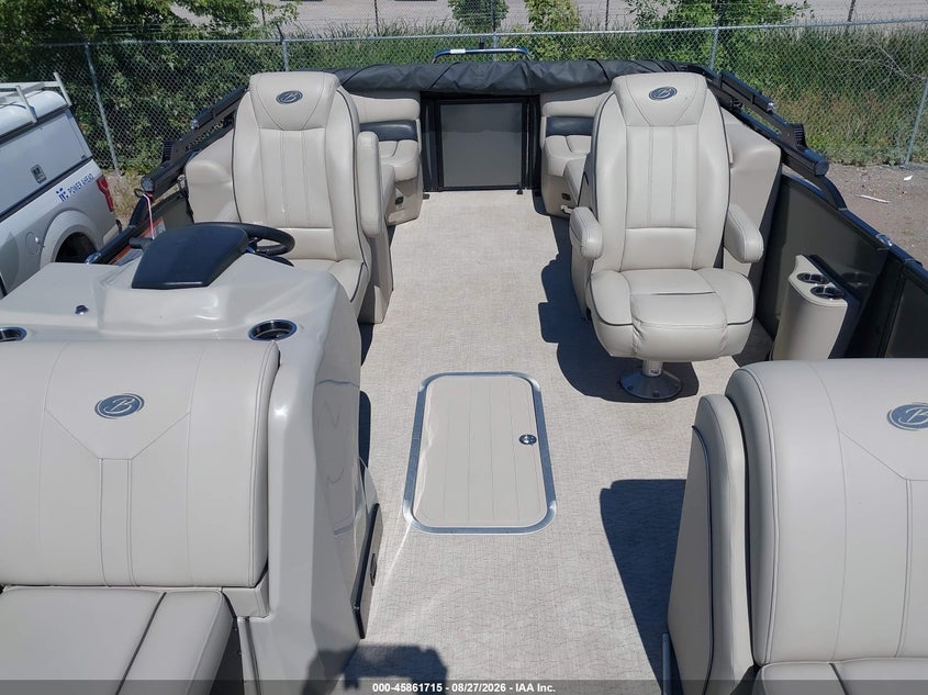2019 BARLETTA PONTOON auction photo 8