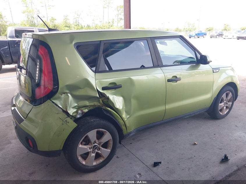 2017 KIA SOUL auction photo 4