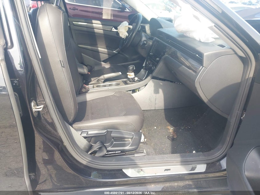 2020 VOLKSWAGEN PASSAT auction photo 5