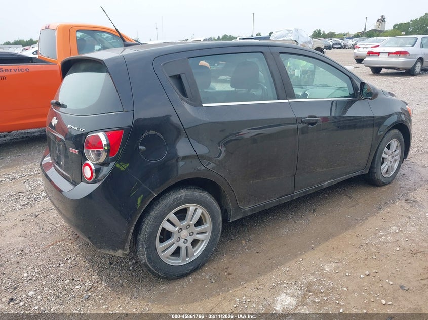 2014 CHEVROLET SONIC auction photo 4