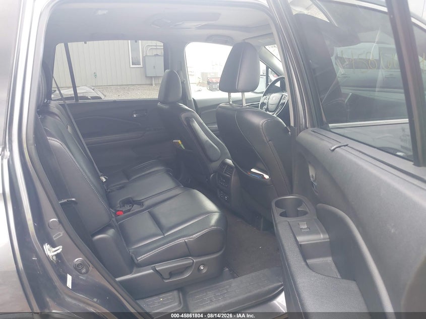 2016 HONDA PILOT auction photo 8