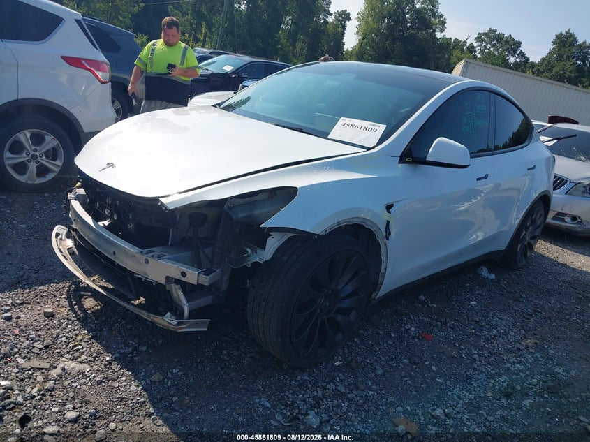 Vin: 7saygdef5ra319282, lot: 46360779, tesla model y performance dual motor all-wheel drive 20242