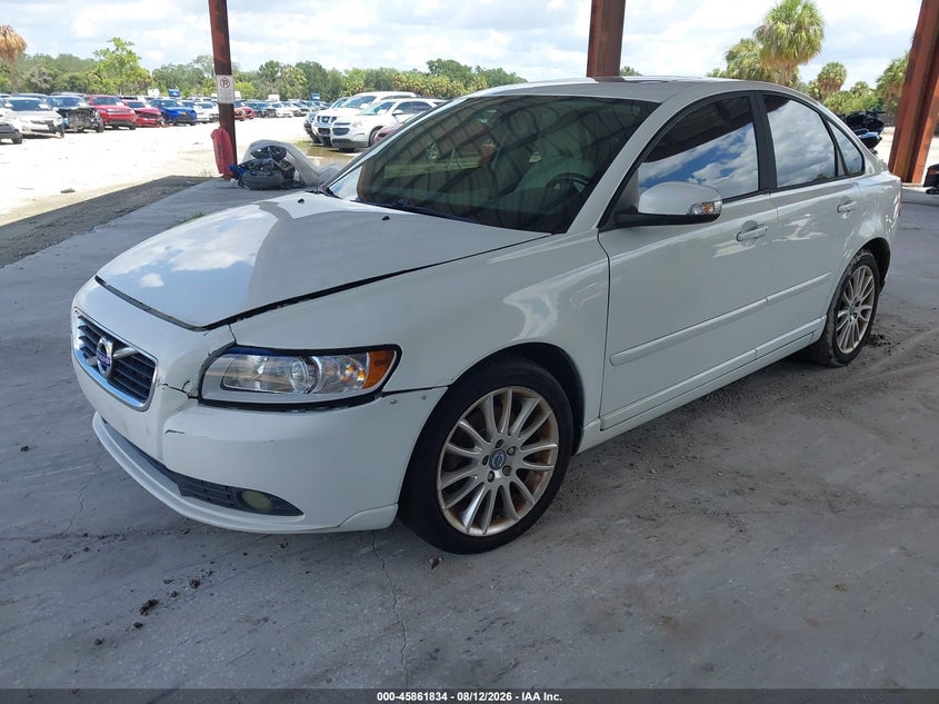 2011 VOLVO S40 auction photo 2