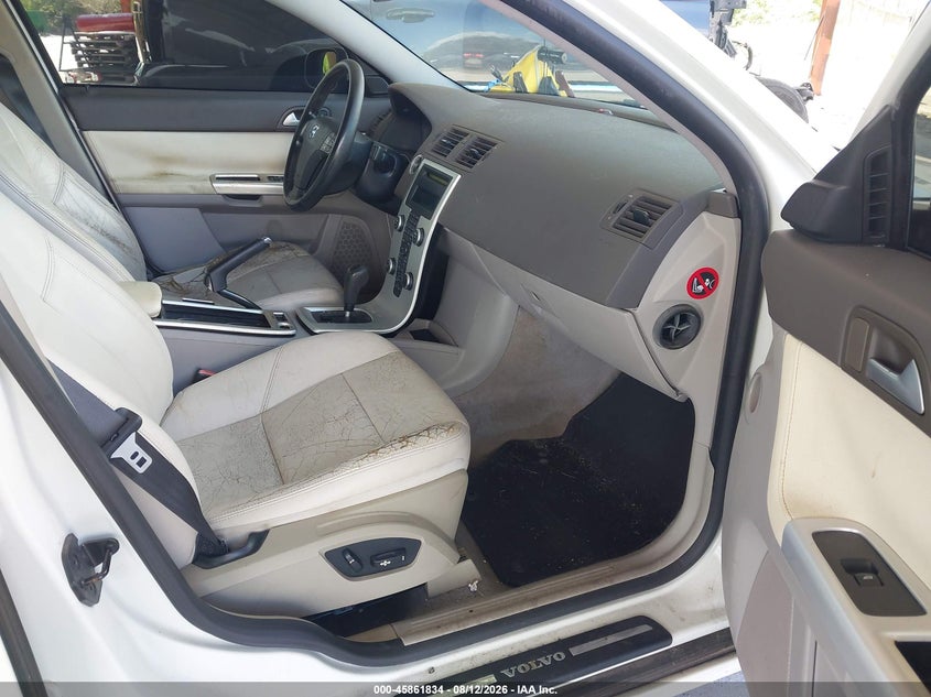 2011 VOLVO S40 auction photo 5