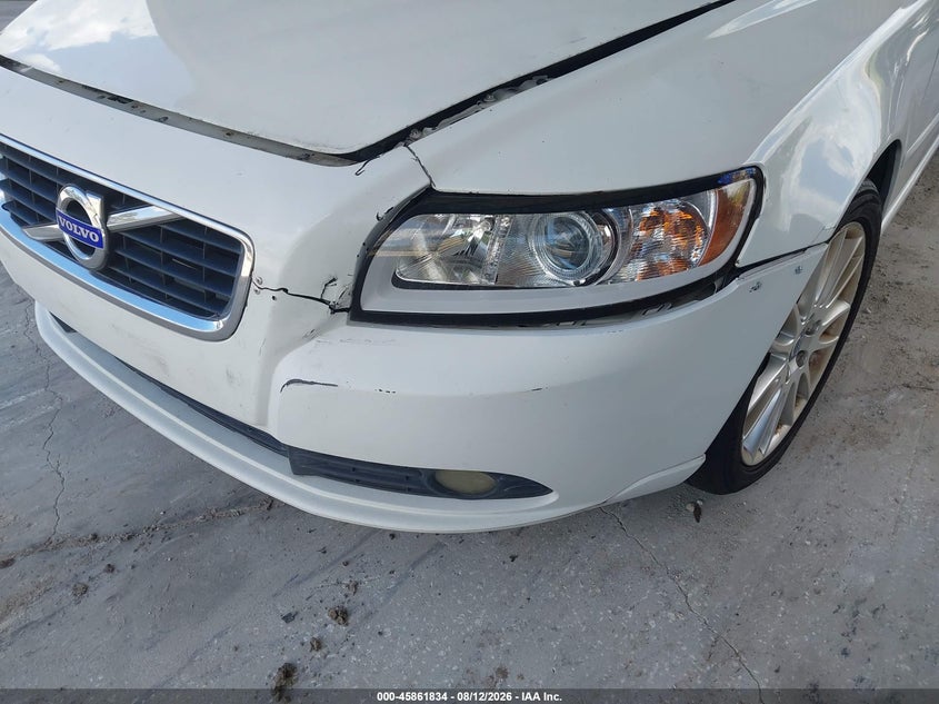 2011 VOLVO S40 auction photo 6