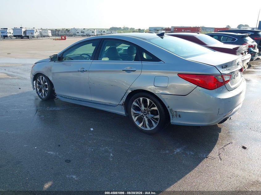 2013 HYUNDAI SONATA auction photo 3