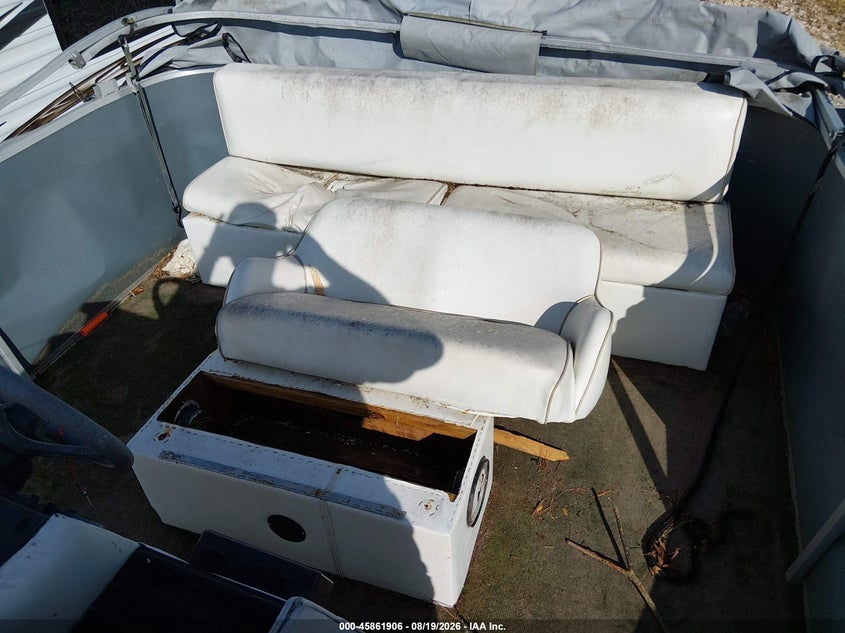 1987 SUNTRACKER OTHER auction photo 8