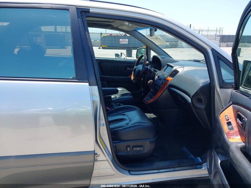 2002 LEXUS RX 300 auction photo 5