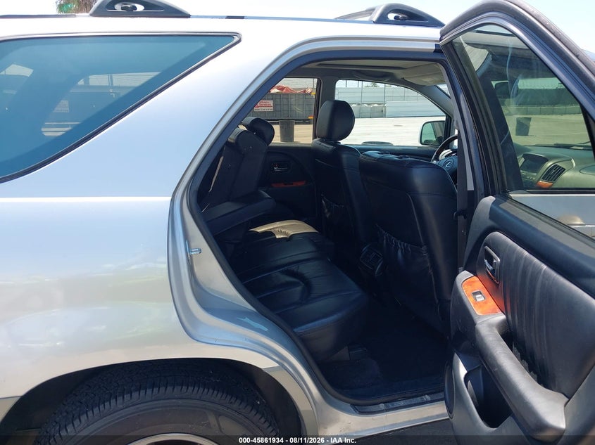 2002 LEXUS RX 300 auction photo 8