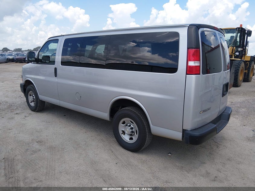 Vin: 1gawgefp6m1145169, lot: 46361069, chevrolet express passenger rwd 2500 regular wheelbase ls 20213