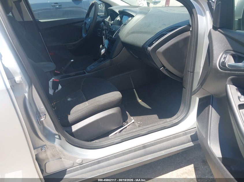 FORD FOCUS 2018 VIN 1FADP3H26JL299682