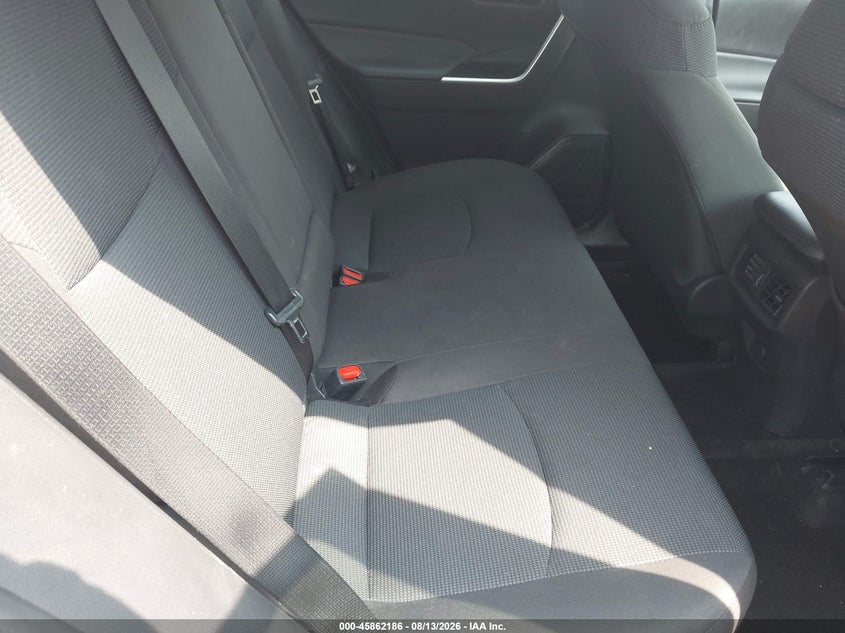 TOYOTA RAV4 - zdjęcie 8
