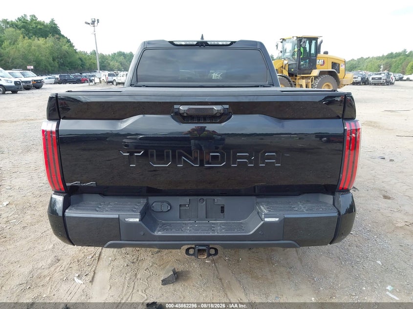TOYOTA TUNDRA - zdjęcie 17
