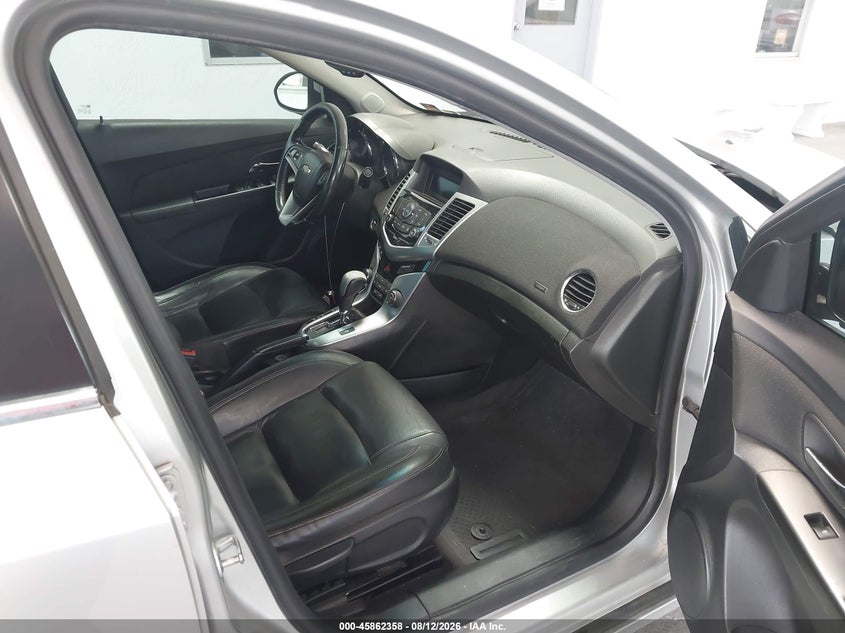 2012 CHEVROLET CRUZE auction photo 5