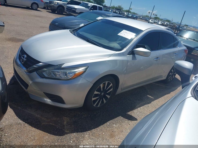 2018 NISSAN ALTIMA auction photo 2