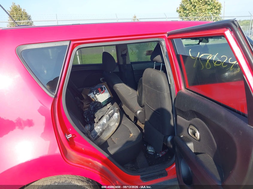 2016 KIA SOUL auction photo 8