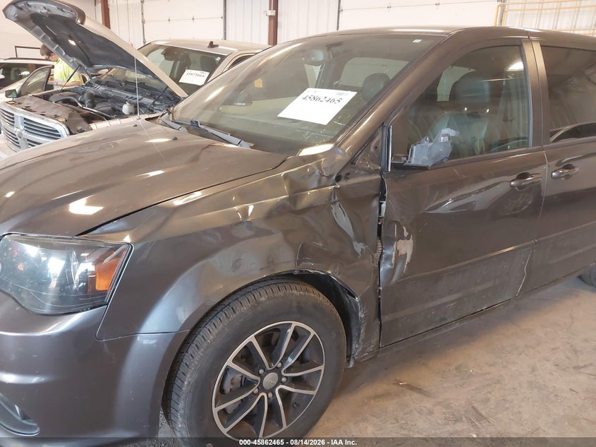 2017 DODGE GRAND CARAVAN auction photo 6