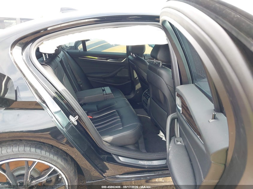 2018 BMW 540I auction photo 8