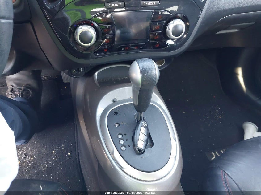 NISSAN JUKE 2011 VIN JN8AF5MR1BT009756