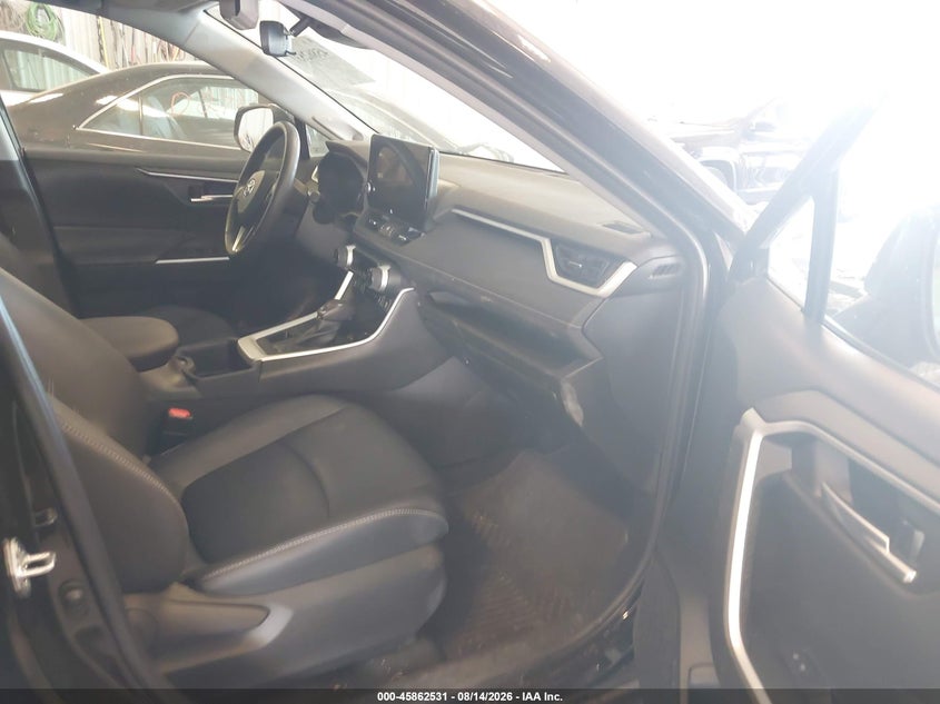 2023 TOYOTA RAV4 auction photo 5
