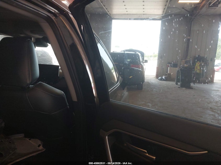 2023 TOYOTA RAV4 auction photo 8