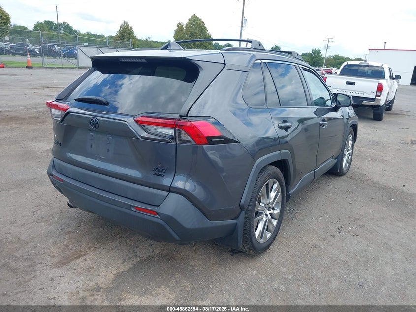 TOYOTA RAV4 - zdjęcie 4