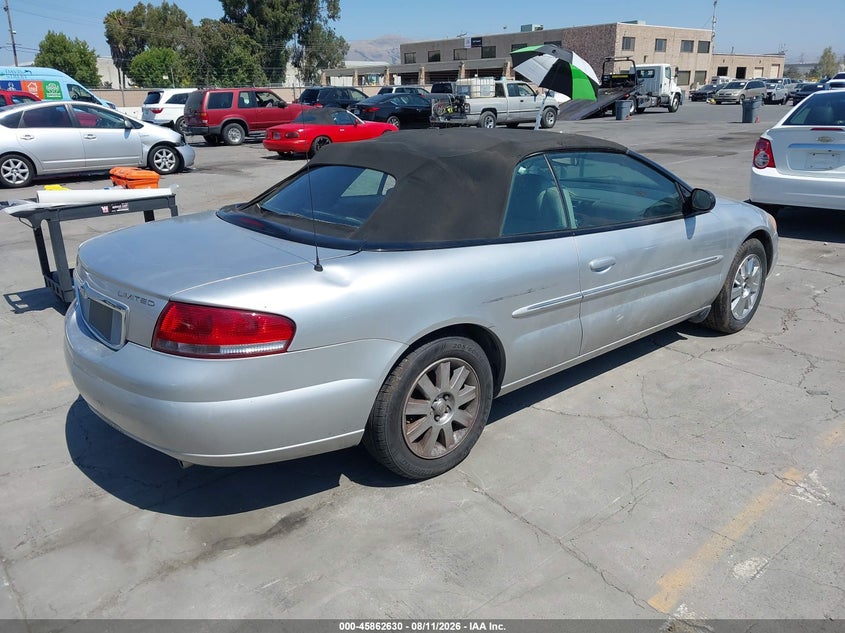 2005 CHRYSLER SEBRING auction photo 4