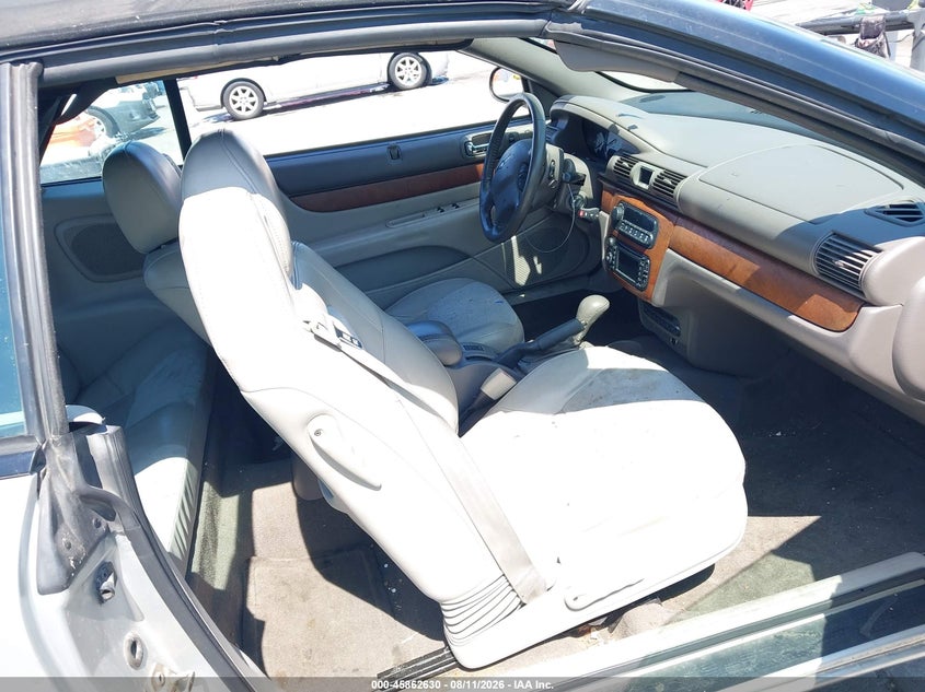 2005 CHRYSLER SEBRING auction photo 5