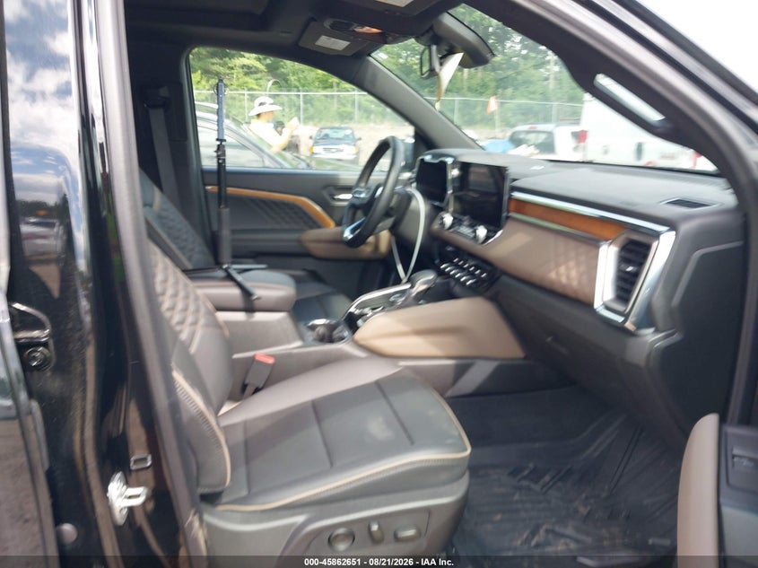 2025 GMC CANYON — zdjęcie 5
