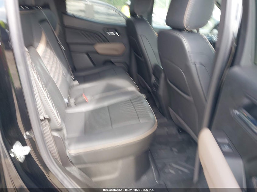 2025 GMC CANYON auction photo 8