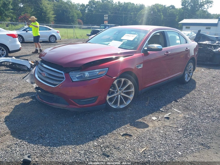 2013 FORD TAURUS auction photo 2