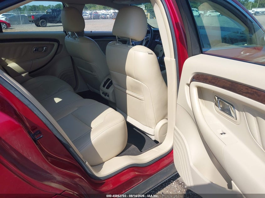 2013 FORD TAURUS auction photo 8