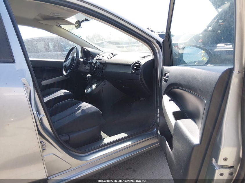 2013 MAZDA MAZDA2 auction photo 5