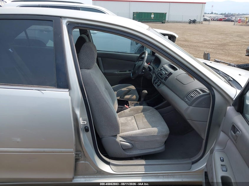2002 TOYOTA CAMRY VIN 4T1BE32K52U104338 nuotrauka 5