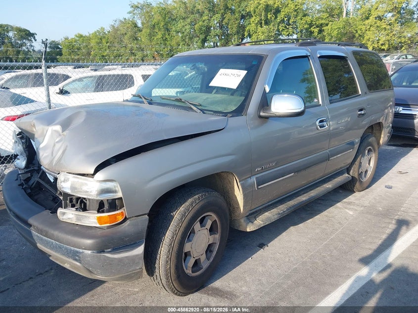 2002 CHEVROLET TAHOE auction photo 2