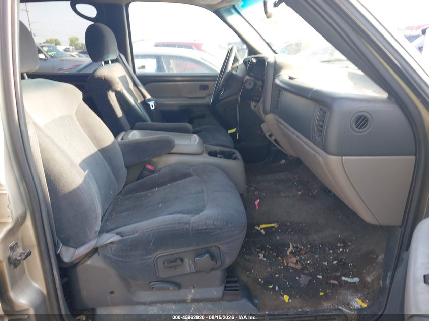 2002 CHEVROLET TAHOE auction photo 5