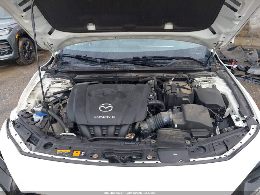 MAZDA MAZDA3 2021 VIN JM1BPBKL1M1328745