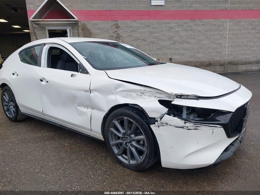 MAZDA MAZDA3 2021 VIN JM1BPBKL1M1328745