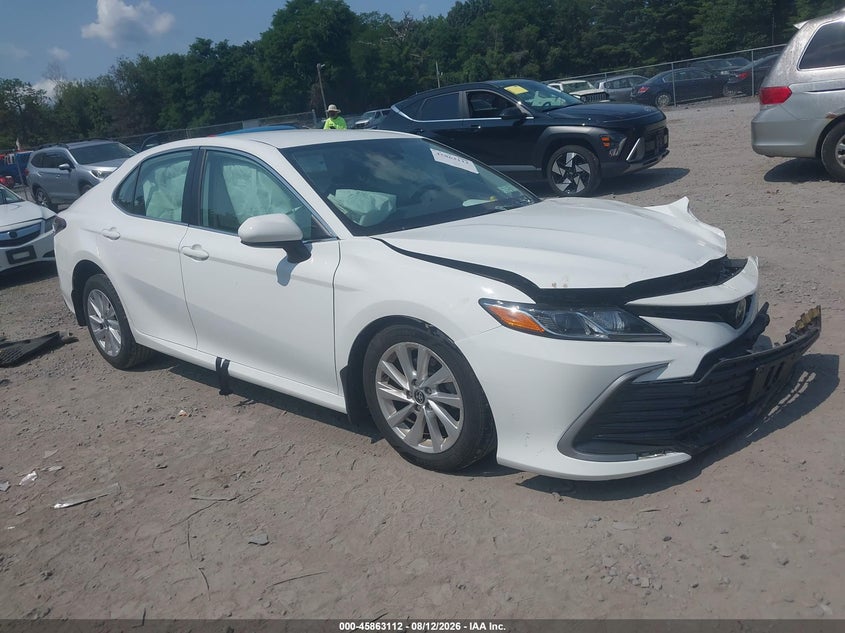 TOYOTA CAMRY - zdjęcie 1