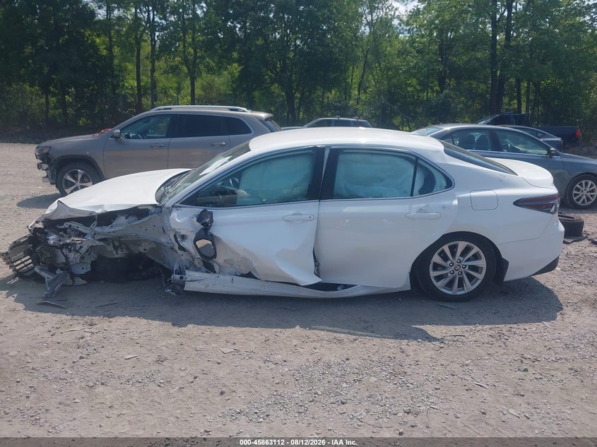 TOYOTA CAMRY - zdjęcie 14