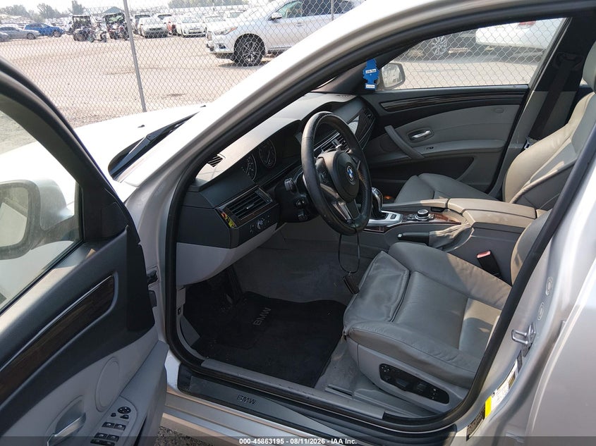 2010 BMW 535I auction photo 5