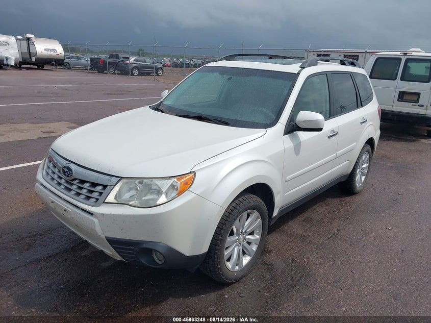 Vin: jf2shbec0bh743733, lot: 46362218, subaru forester 2.5x limited 20112