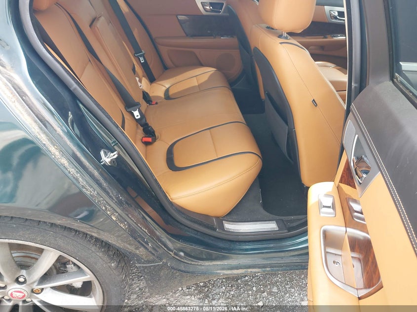 2015 JAGUAR XF auction photo 8