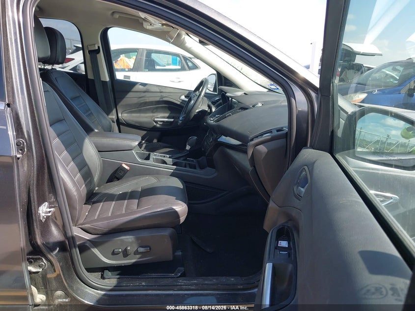 2017 FORD ESCAPE auction photo 5