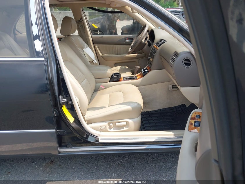 1998 LEXUS LS 400 auction photo 5