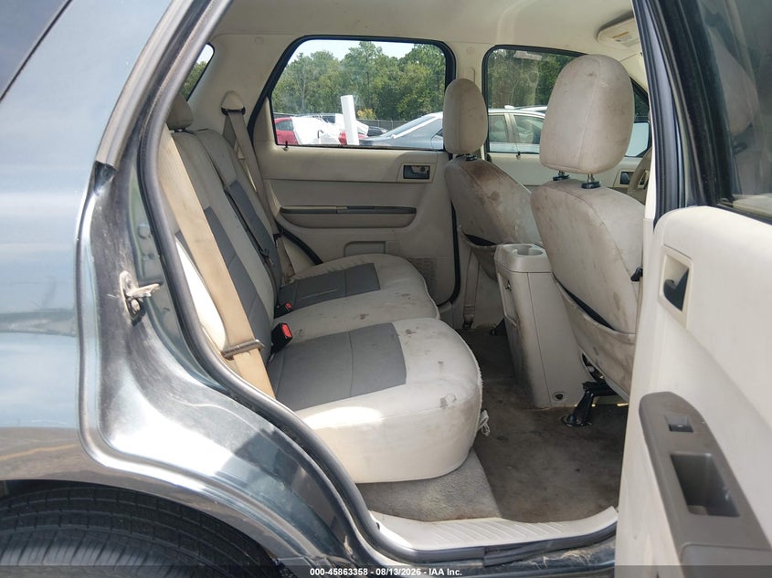 2008 FORD ESCAPE auction photo 8